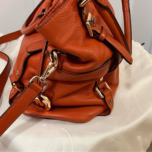 Michael Kors Orange Leather Large 2-in-1 Crossbody Purse/Tote - Picture 4 of 9